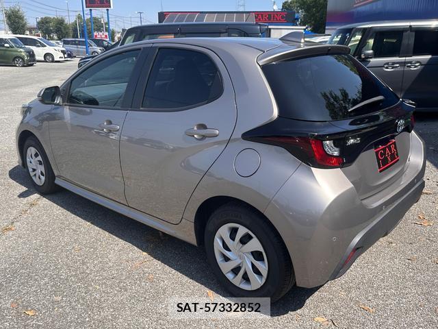 Toyota YARIS 2021-07 8691054-7