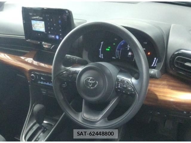 Toyota YARIS 2025-02 8691413-2