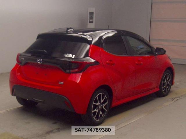 Toyota YARIS 2023-08 8691484-1