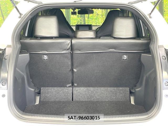 Toyota YARIS 2023-03 8691805-9
