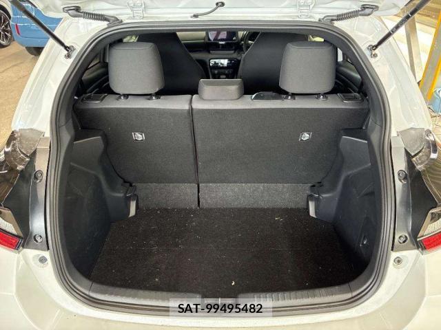 Toyota YARIS 2026-01 8691869-4