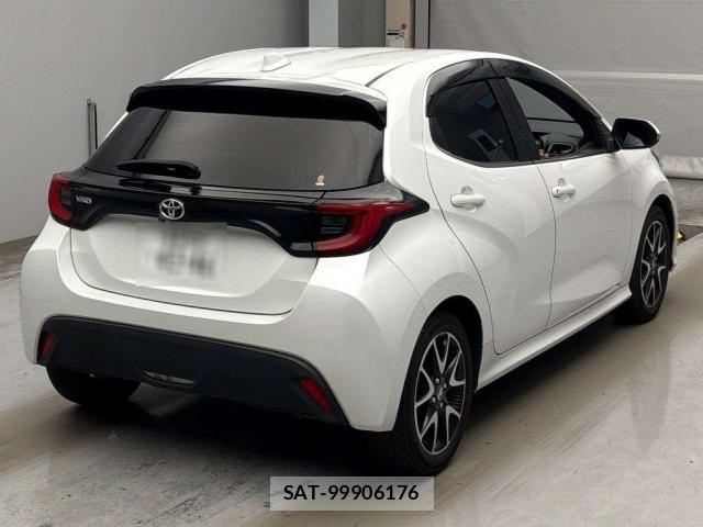 Toyota YARIS 2023-05 8691882-1
