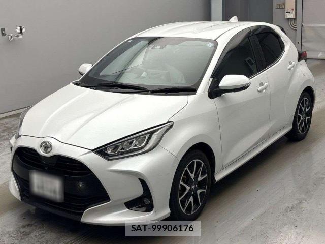 Toyota YARIS 2023-05 8691882-11