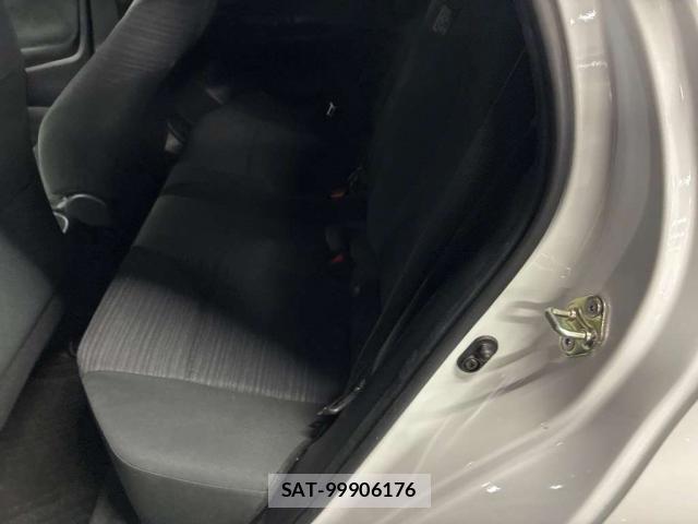 Toyota YARIS 2023-05 8691882-8