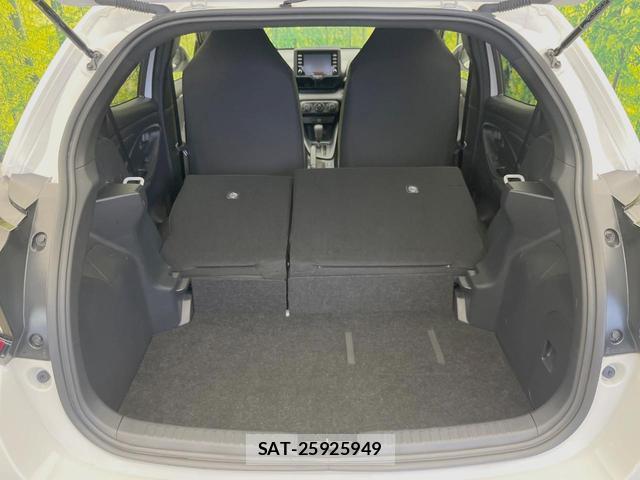 Toyota YARIS 2021-07 8691936-9