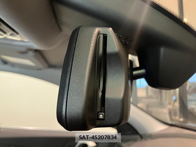 Bmw 1 SERIES 2021-10 8727902-5