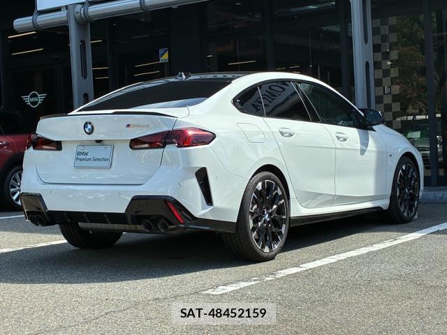 Bmw 2 SERIES 2026-03 8731051-2
