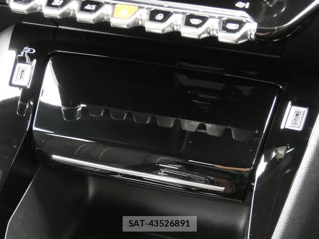 Peugeot 2008 2024-10 8726936-18
