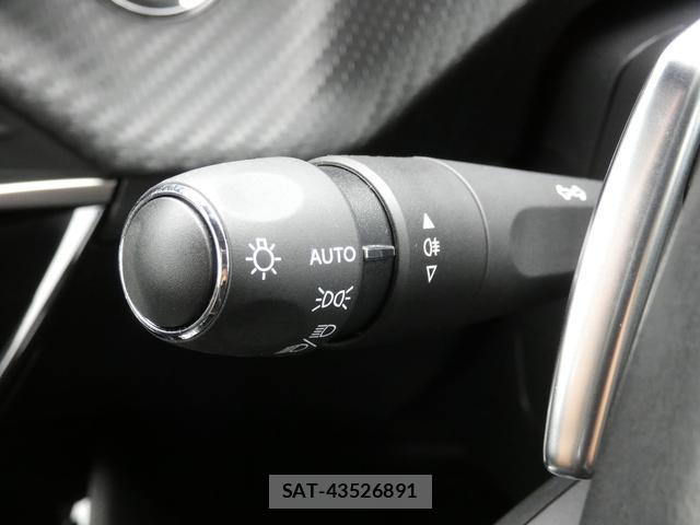 Peugeot 2008 2024-10 8726936-8
