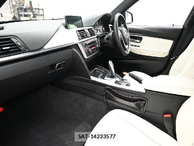 Bmw 3 SERIES 2015-04 8725929-1