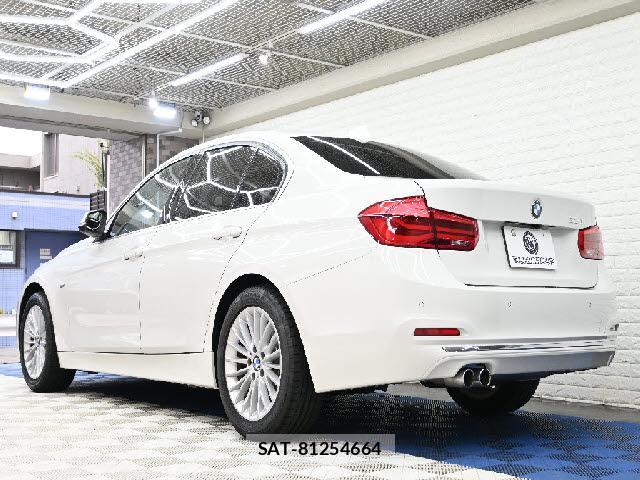 Bmw 3 SERIES 2017-03 8725931-2