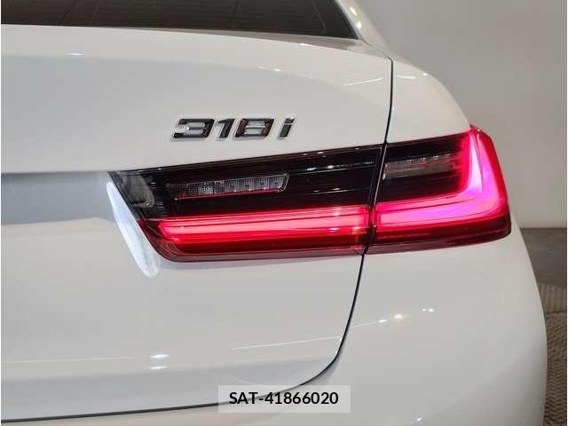Bmw 3 SERIES 2021-08 8730051-16