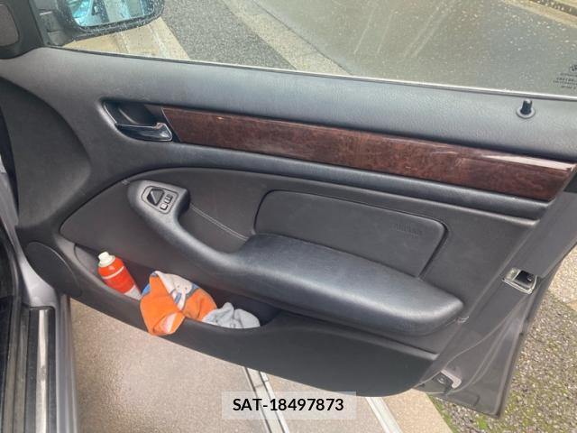 Bmw 3 SERIES 2004-01 8730531-3