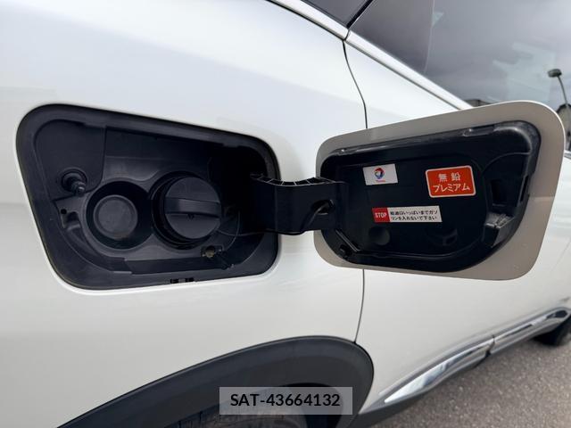 Peugeot 3008 2019-06 8730265-12