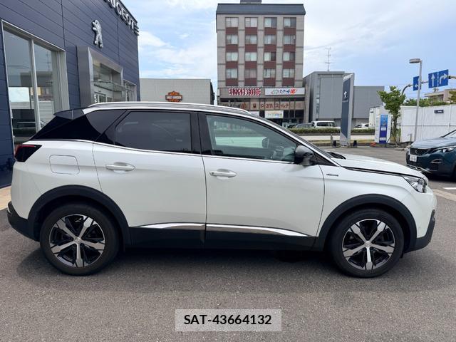 Peugeot 3008 2019-06 8730265-5