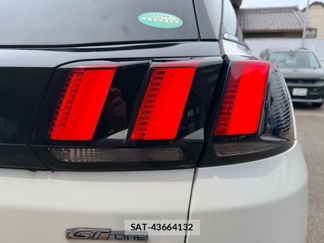 Peugeot 3008 2019-06 8730265-9
