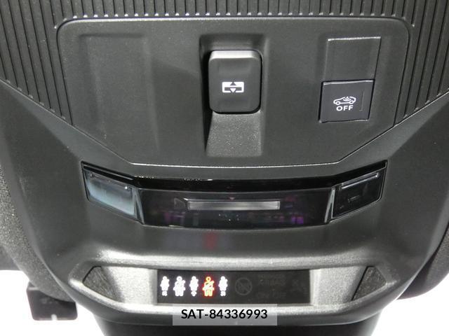 Peugeot 308 2023-04 8726937-17