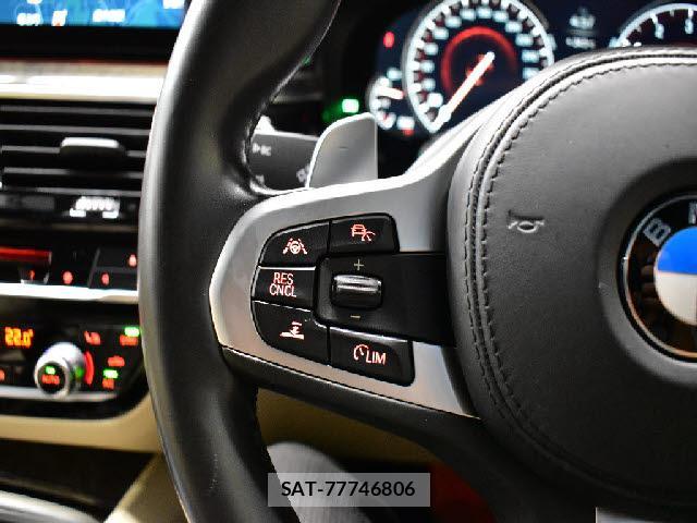 Bmw 5 SERIES 2018-03 8726706-5