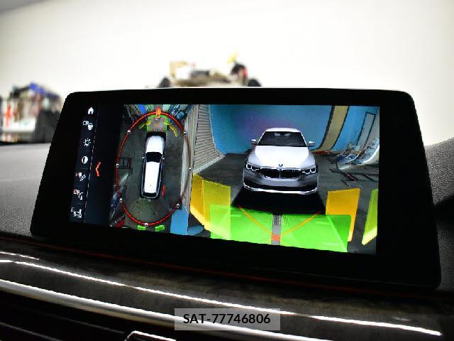 Bmw 5 SERIES 2018-03 8726706-9