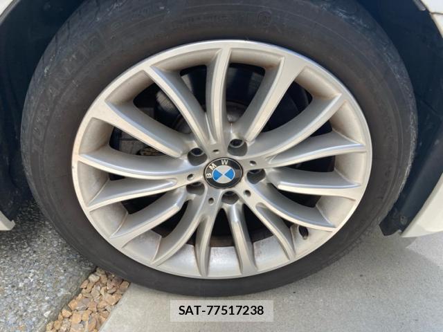 Bmw 5 SERIES 2016-05 8727288-12