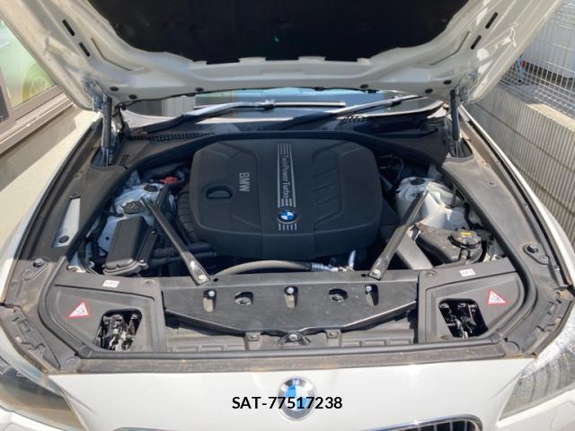 Bmw 5 SERIES 2016-05 8727288-15