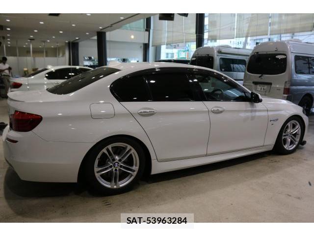 Bmw 5 SERIES 2017-03 8730603-3