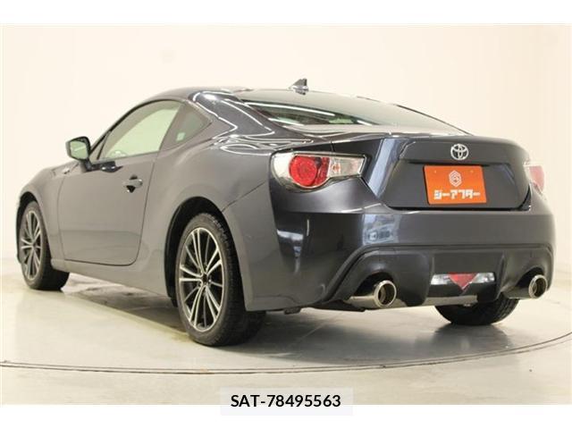 Toyota 86 2015-02 8726028-10