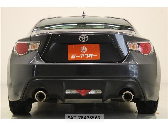 Toyota 86 2015-02 8726028-11