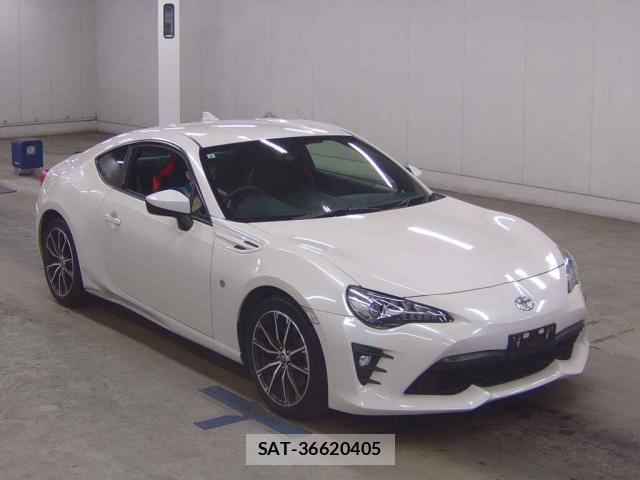 Toyota 86 2017-08 8726266-0