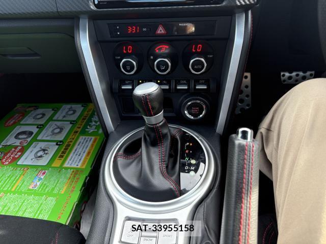 Toyota 86 2016-03 8727545-17