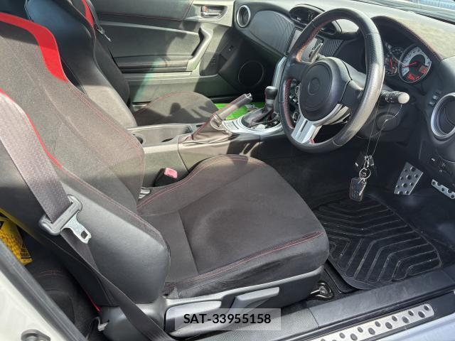 Toyota 86 2016-03 8727545-9