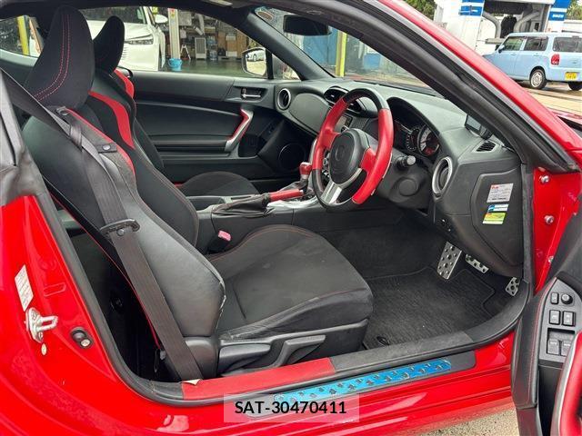 Toyota 86 2016-01 8728332-16