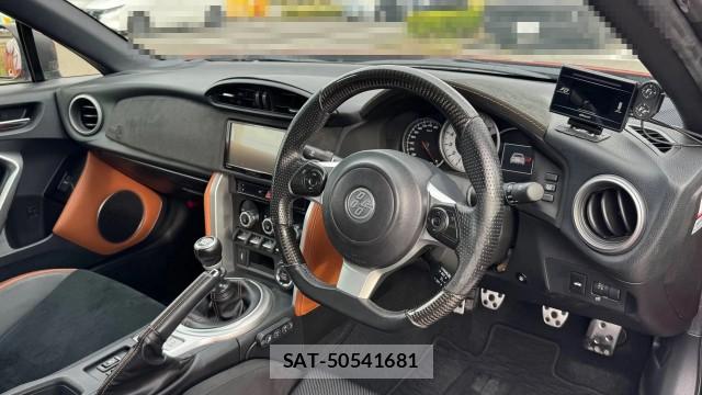 Toyota 86 2016-12 8729541-2