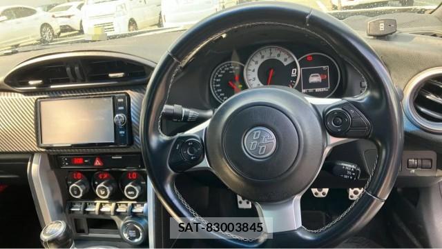 Toyota 86 2017-02 8729558-16