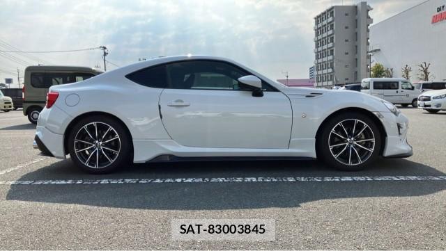 Toyota 86 2017-02 8729558-3