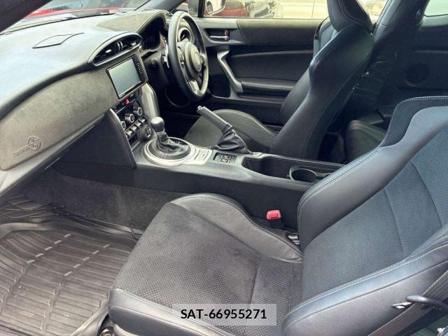Toyota 86 2019-09 8729978-6