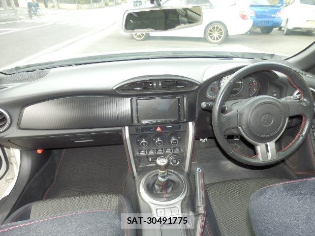 Toyota 86 2013-03 8730581-3