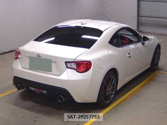 Toyota 86 2014-02 8730661-1