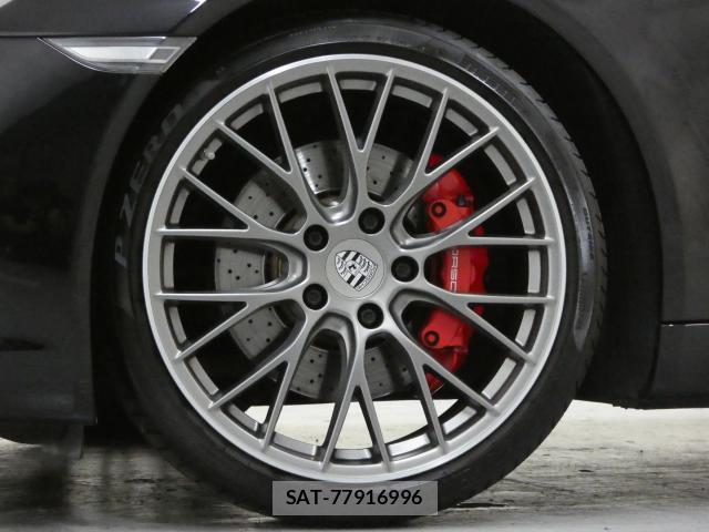 Porsche 911 2017-06 8730599-5