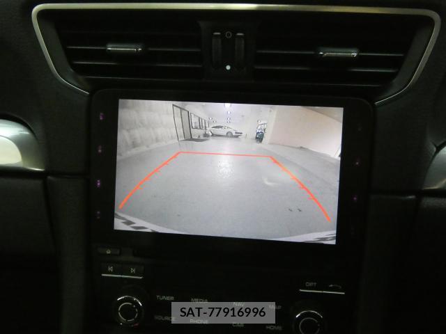 Porsche 911 2017-06 8730599-9