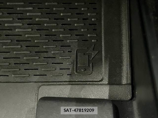 Mercedes Benz A-CLASS 2019-09 8728502-8