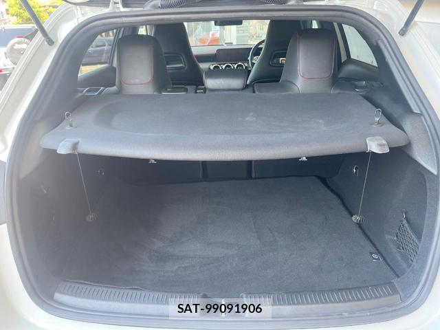 Mercedes Benz A-CLASS 2021-08 8731055-17