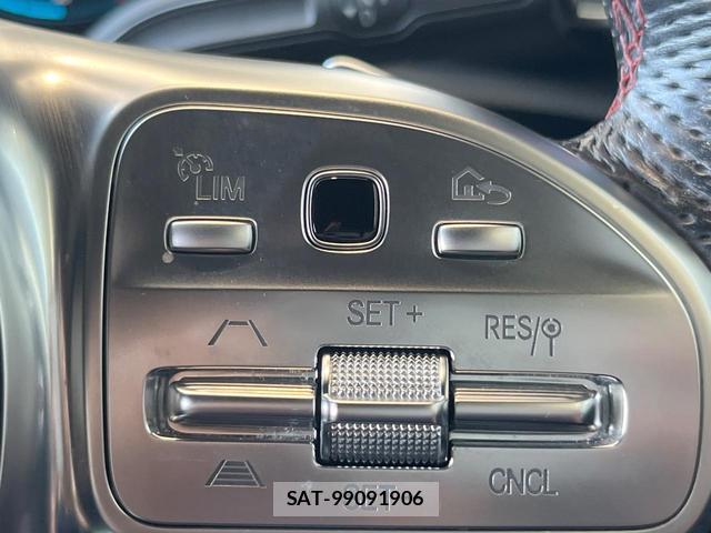 Mercedes Benz A-CLASS 2021-08 8731055-6