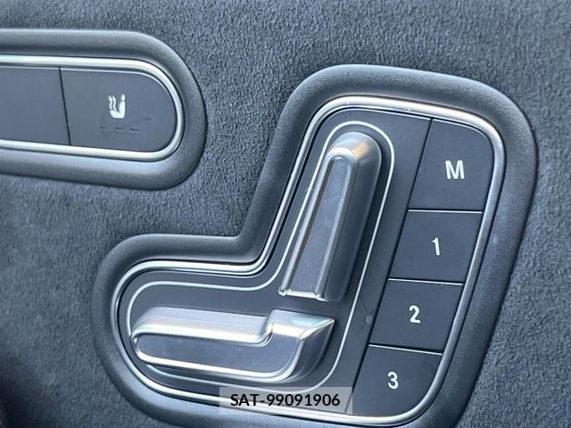 Mercedes Benz A-CLASS 2021-08 8731055-7