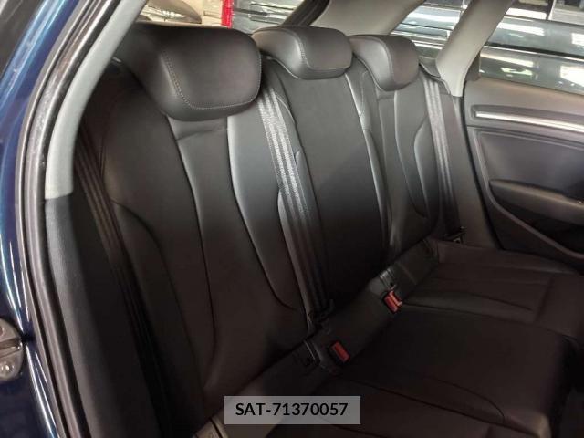 Audi A3 2017-10 8729416-6