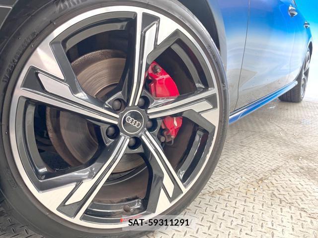 Audi A4 2022-06 8727032-15