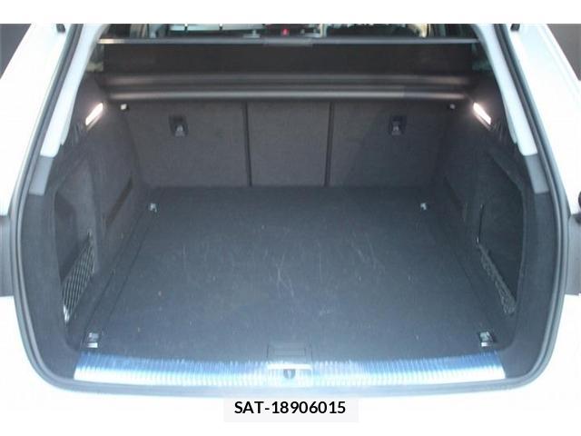 Audi A4 2021-08 8729855-17