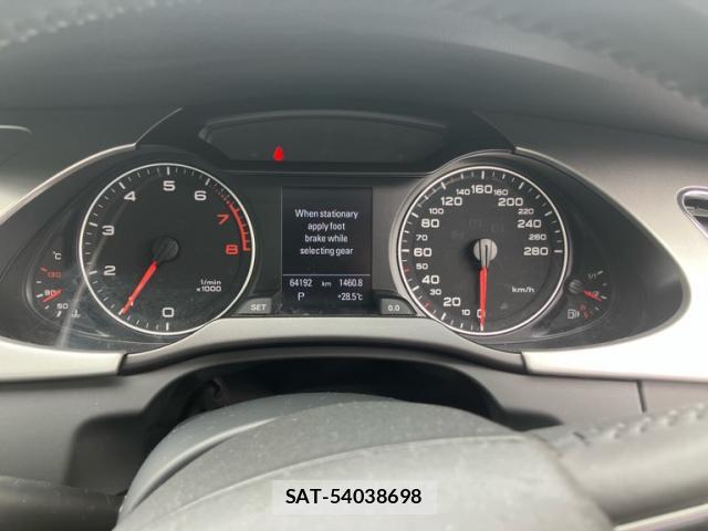 Audi A4 2010-06 8727182-10