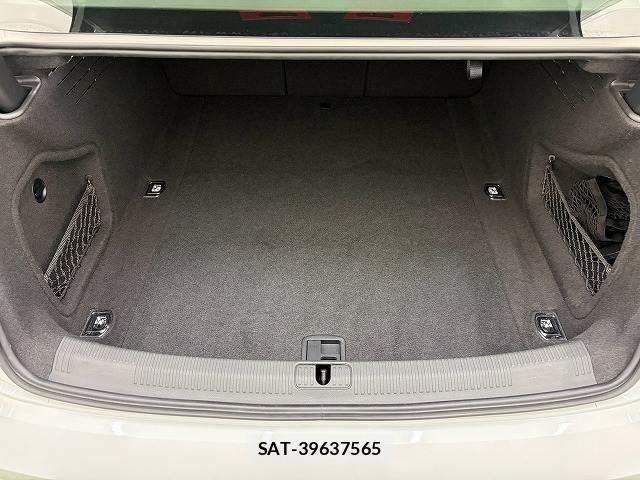 Audi A4 2021-10 8728503-12