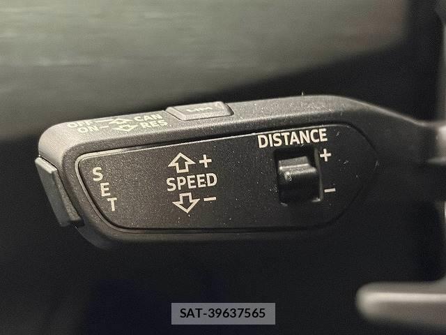 Audi A4 2021-10 8728503-7